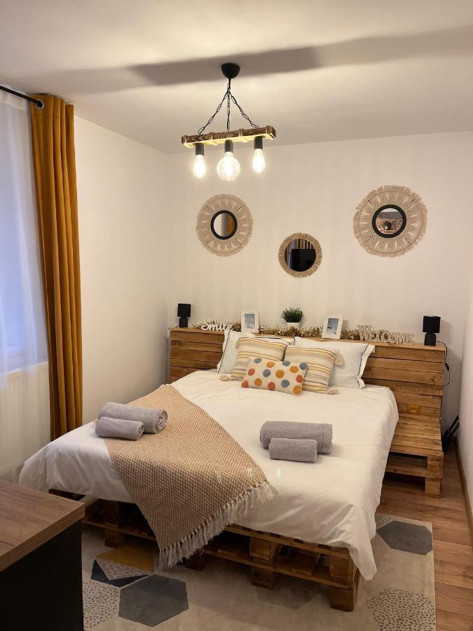 Wood Studio Σινάια Εξωτερικό φωτογραφία